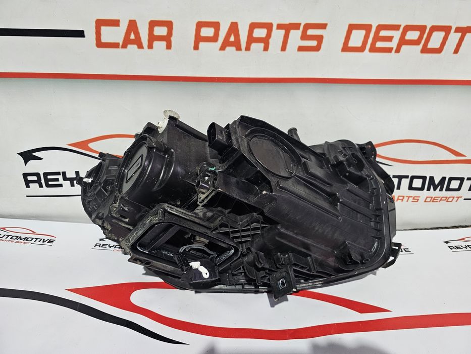 Far stanga led Mercedes EQA / EQB dupa 2020 cod A2439068900