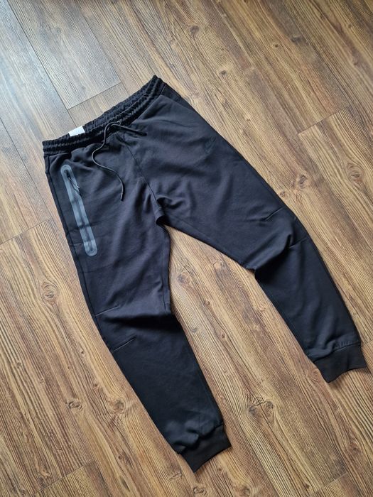 Страхотно мъжко спортно долнище NIKE размер L