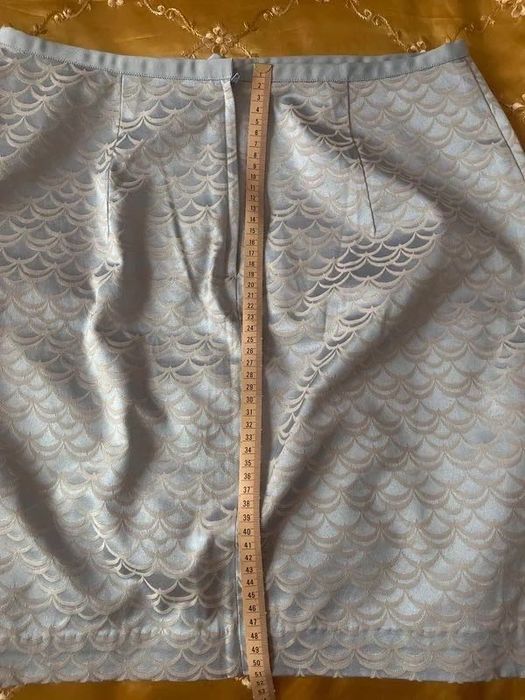 Costum-rochie, compus din bluza peplum si fusta