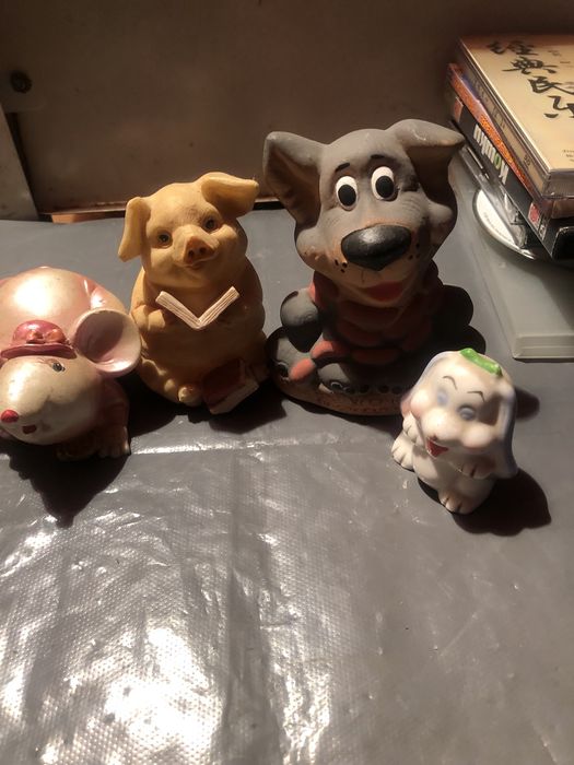 Статуэтки статуэтки