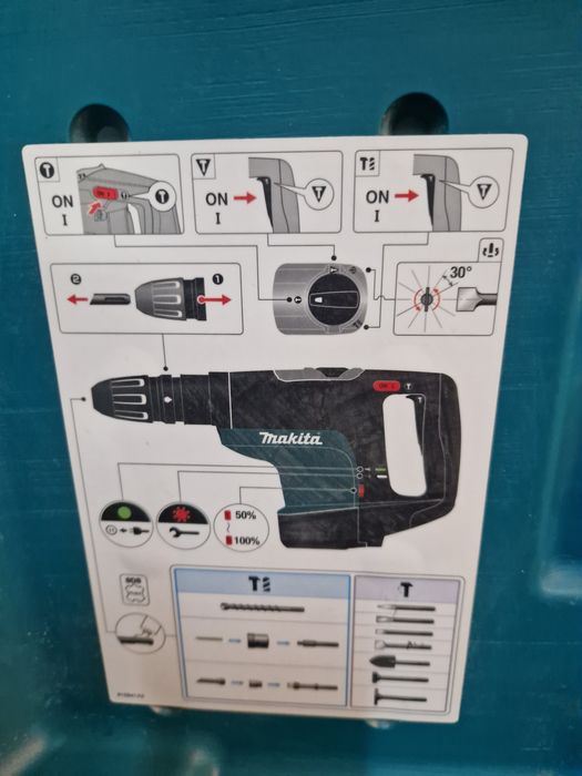 Перфоратор  Makita HR4001C