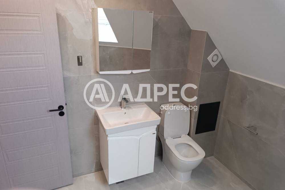 Дава се под наем Тристаен апартамент в Разград, Център - 130 кв.м за 1200 € - Снимка #12