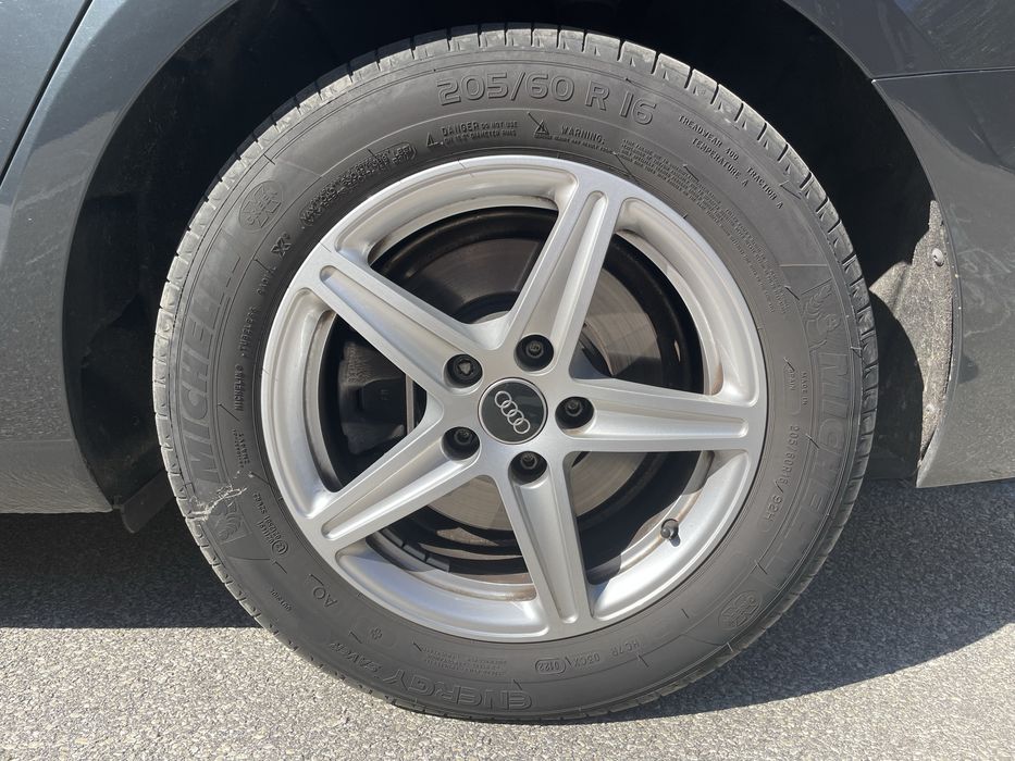 Оригинални Джанти от Ауди 7J 16H ET35 205/60/16 Michelin DOT 22