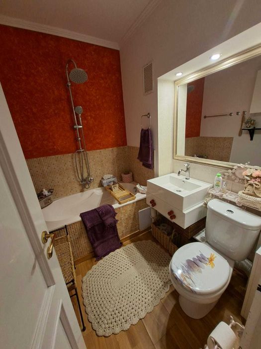 Vand apartament 2 camere