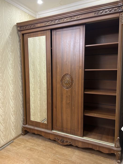 Продаю шкад купе, прихожую