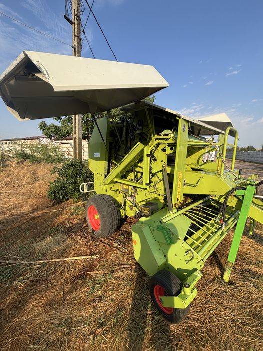 Vand presa Claas Rollant 250