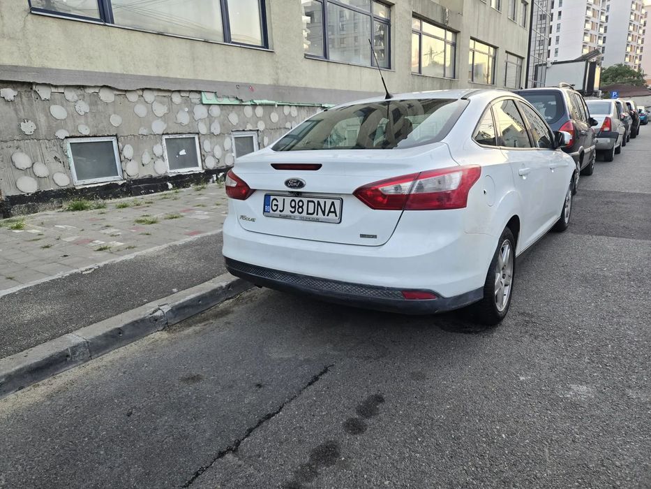 Ford Focus al doilea proprietar consola android incorporata