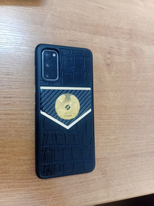 Продается Самсунг С20 с чехлом и пленкой