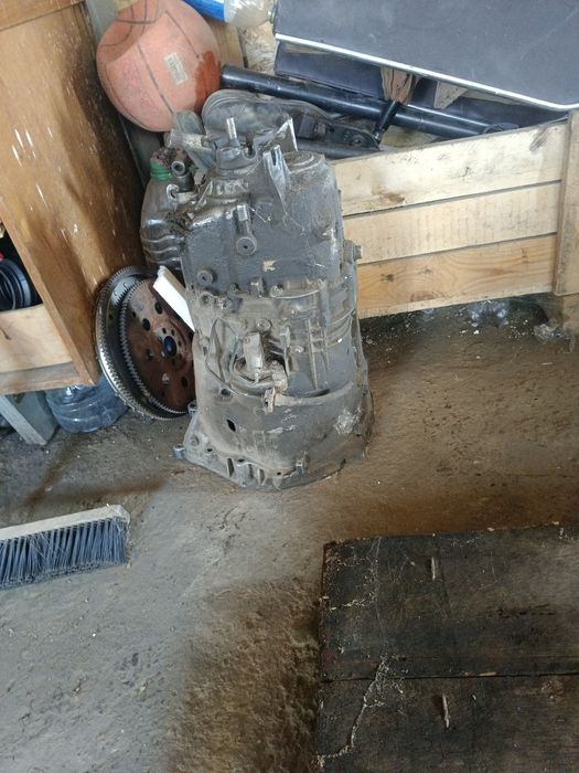 Продам блок в зборе и кпп