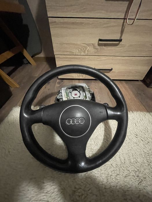 Трилъчев волан Ауди а3 8п