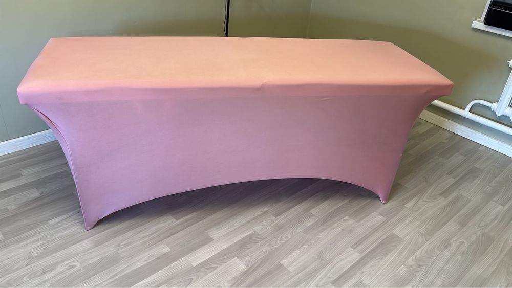 Ақ кушетка 2 ай пайдаланылған, сыртындағы жапқышымен  Бағасы: 25000