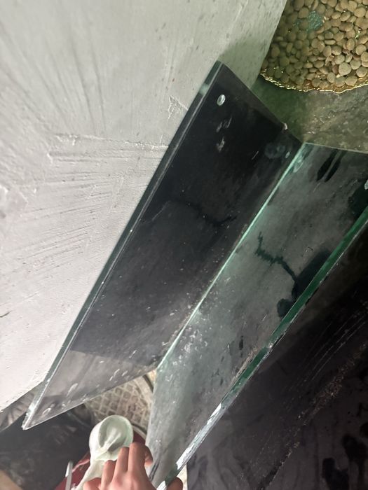 Vand doua bucati sticla securizata perfecte pentru transare fund bucatarie