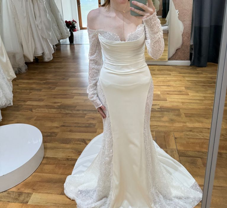 Rochie de mireasǎ din 2 in 1