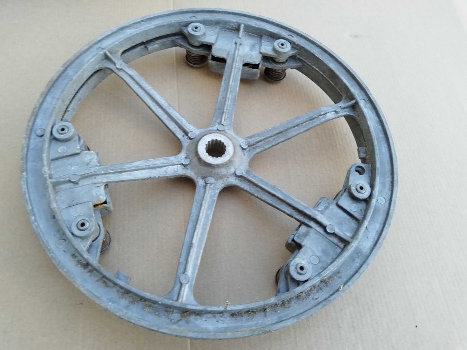 Fulie cu o curea de aluminiu cu diametrul de 27 cm