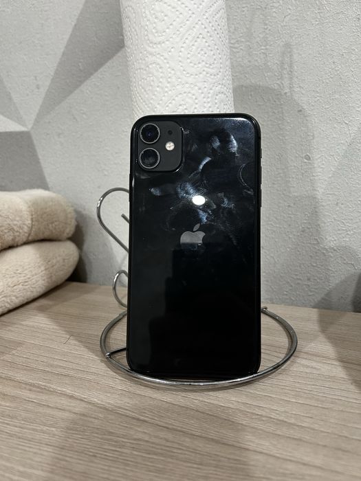 Продам айфон 11 в отличном состоянии