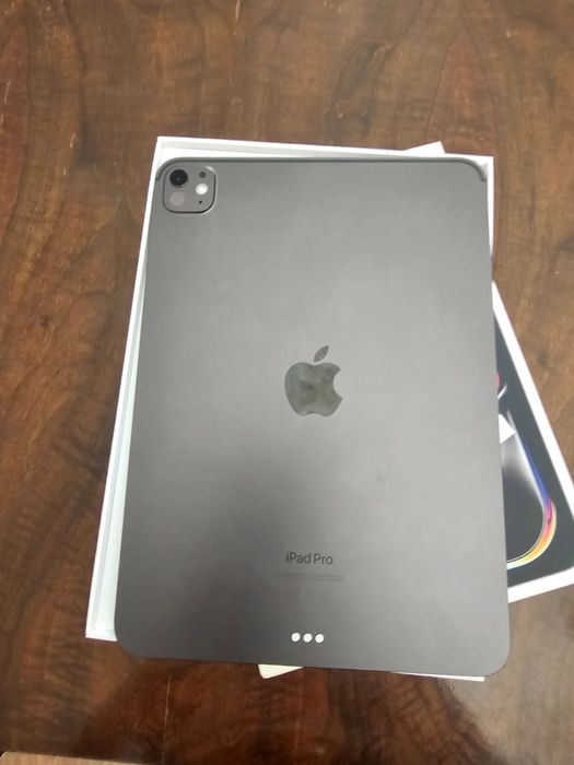 Vand Tableta Apple iPad Pro 11-inch 256GB