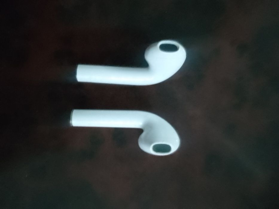 Айрподсы 2 поколения