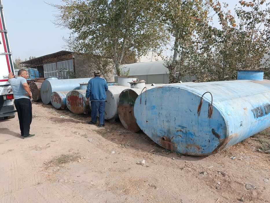 ёмкостьлар сотилади