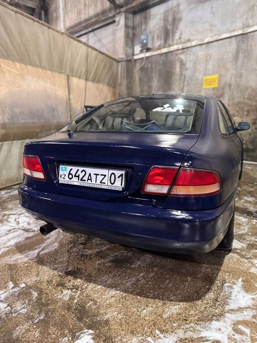 Продам Митсубиси Галант 93г.