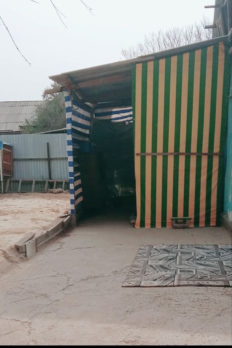 Уй сатылады 8март 75