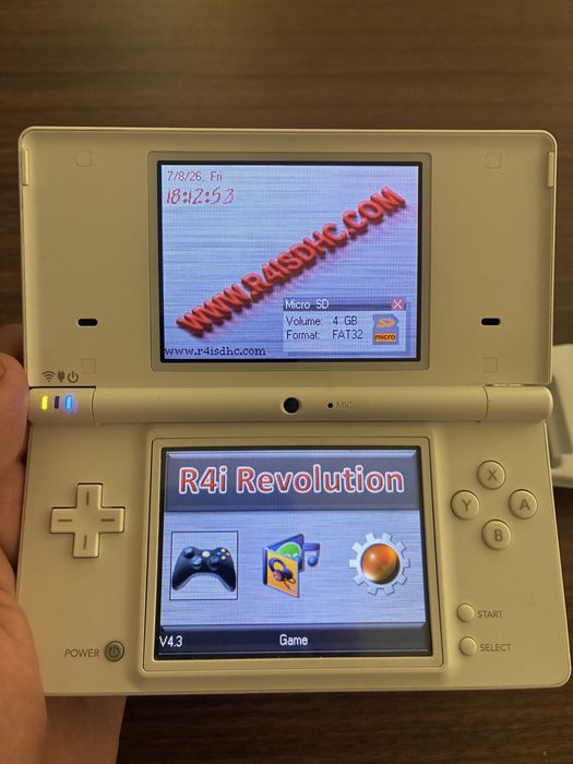 Nintendo DSi White с Карта