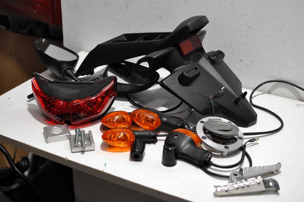 Toba sei stop Yamaha Fz8