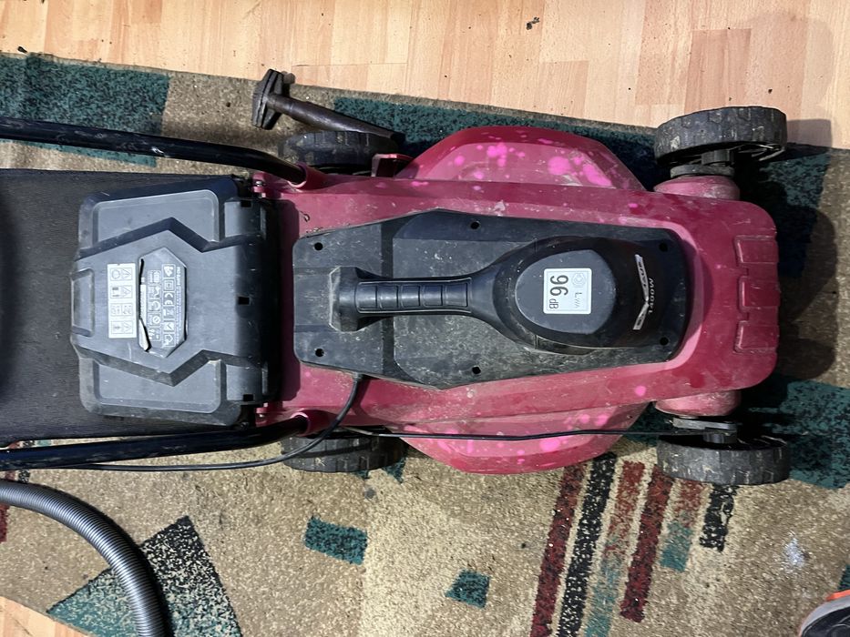 Masina de tuns iarba electrica 220 v