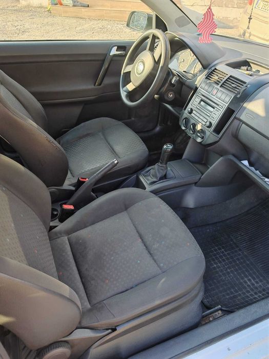VW Polo 1.9 SDI manuala 2004 Schimb cu SMART FORTWO CABRIO sau cu VW Passat combi automat