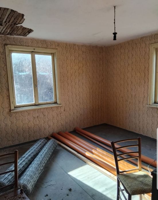 Продава къща в с.Грамаде общ Дупница