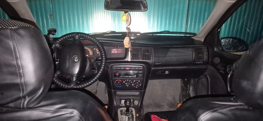 Маркасы Opel Vectra