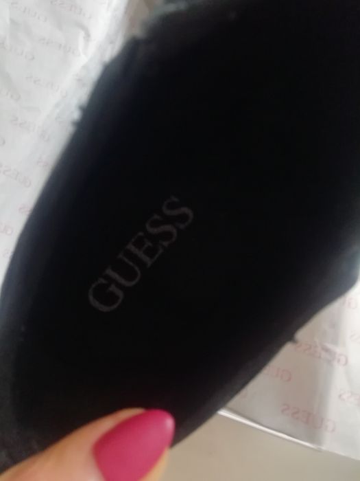 Сникърси Guess 40номер