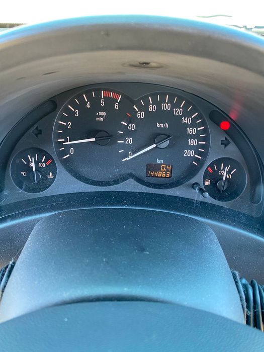 Mașină Opel corsa