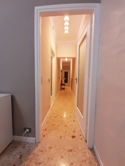 Дава се под наем Тристаен апартамент в Пловдив, Каменица 1 - 98 кв.м за 58000 € - Снимка #16