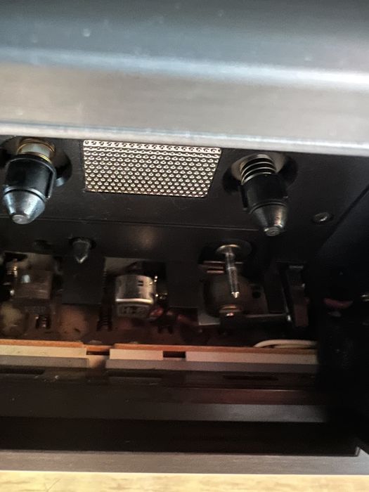 Linie Studio Standard by  Fischer: Amplificator Fischer  CA-250, Deck Fischer CR-123, Pickup Fisher MT-6331G, Tuner Fischer FM-550L