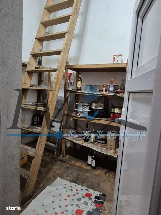 Casa ,curte și gradina.Teren cu 2700 mp.
