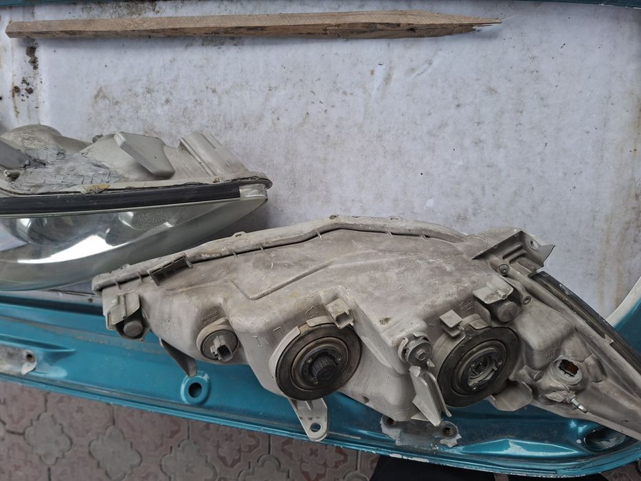 Фары на камри 35