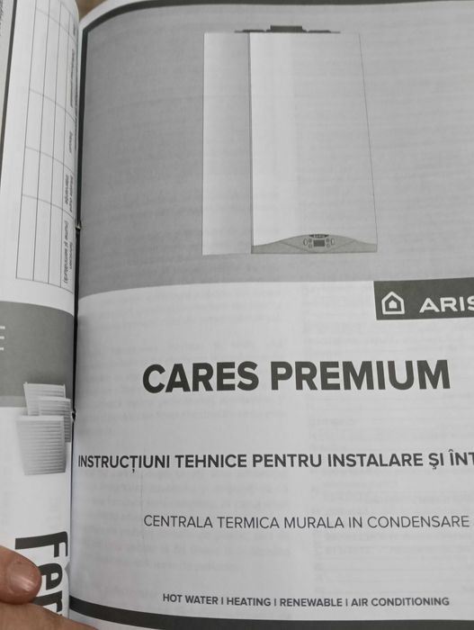 Vând centrala pentru piese de schimb Ariston Carea Premium