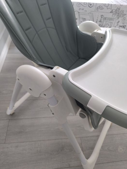 Продам стульчик для кормления