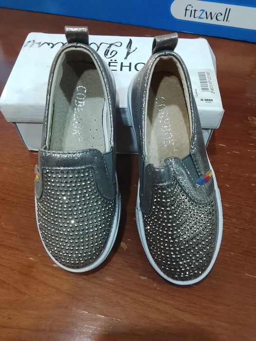 Сникерсы нарядные детские