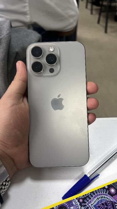 iPhone 15 pro max 94%