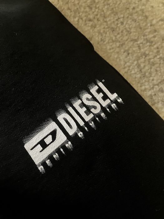 Долнище на Diesel