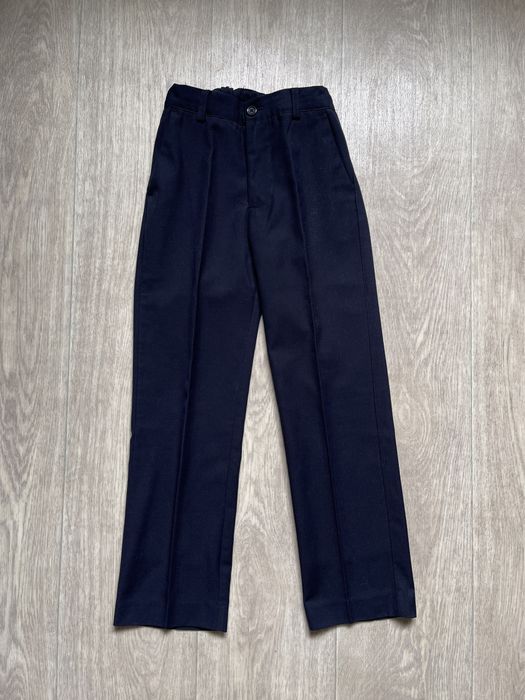 Школьные брюки на 128р.