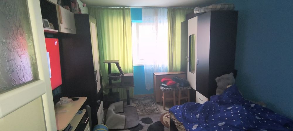 vand garsionera renovata