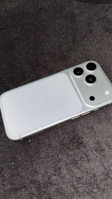 Iphone 17 pro SIM