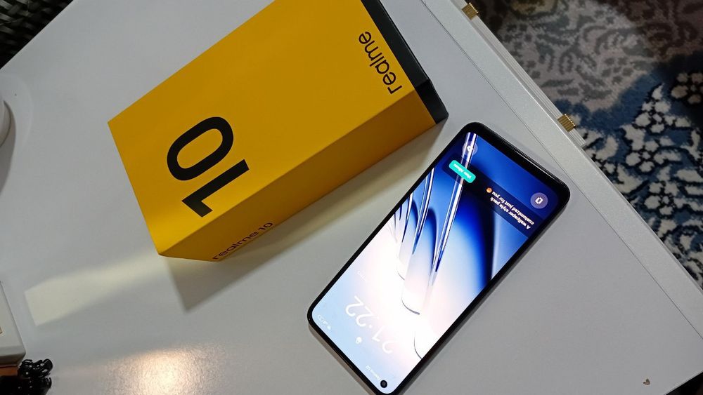 Telefon sotiladi
Holati:O'rta umuman qotmaydi