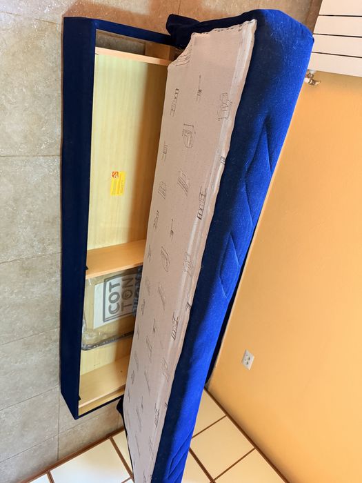 Vand canapea extensibila ca noua