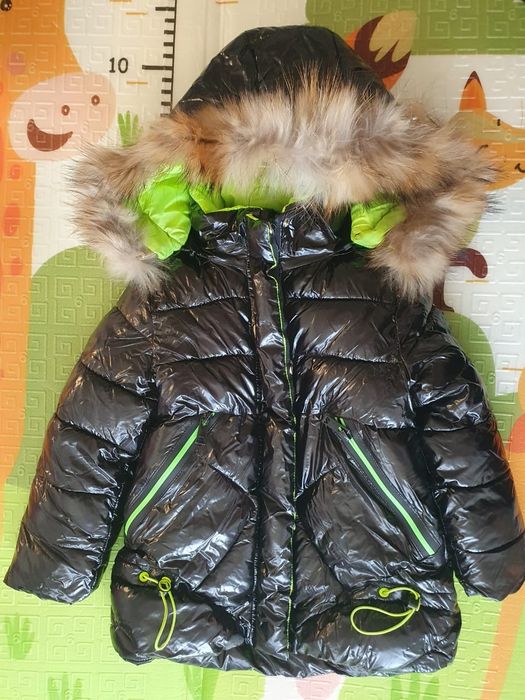 Куртка детская продаётся