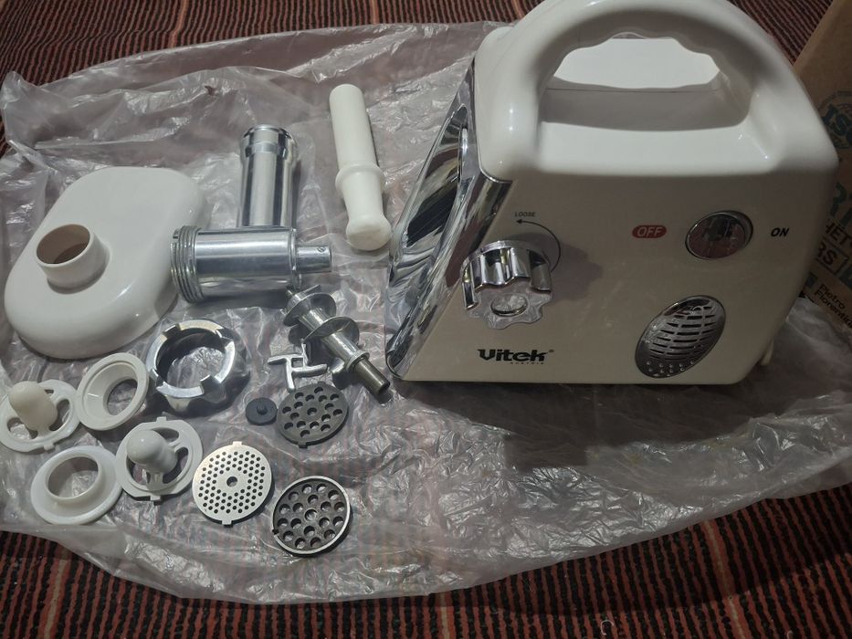 Электрический мясорубка