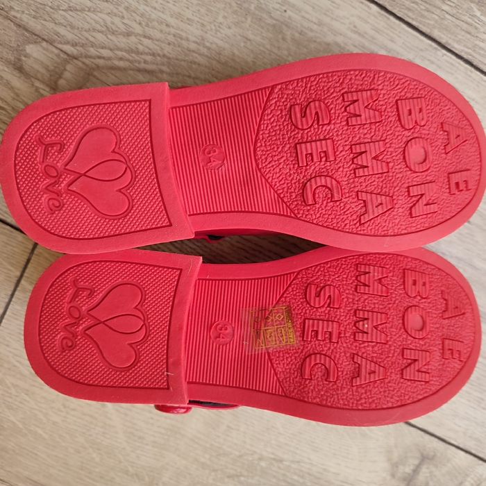 Туфли детские новые