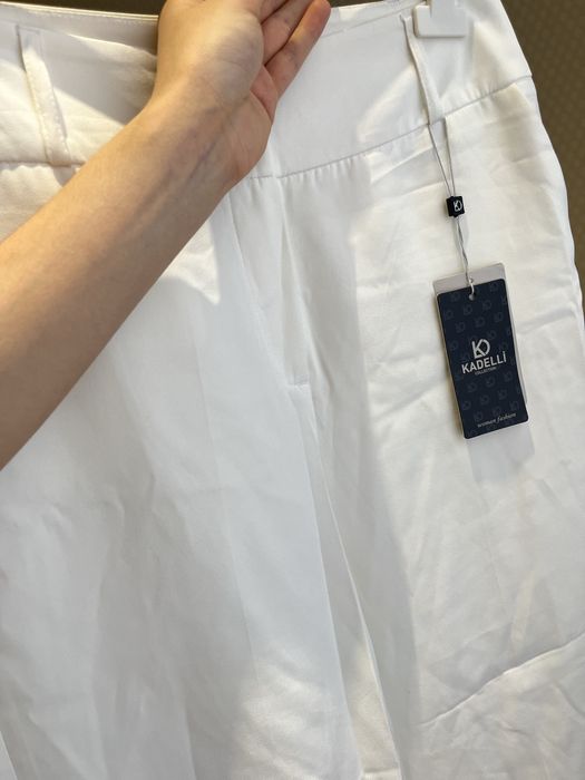 Брюки классические белые в офис и на учебу